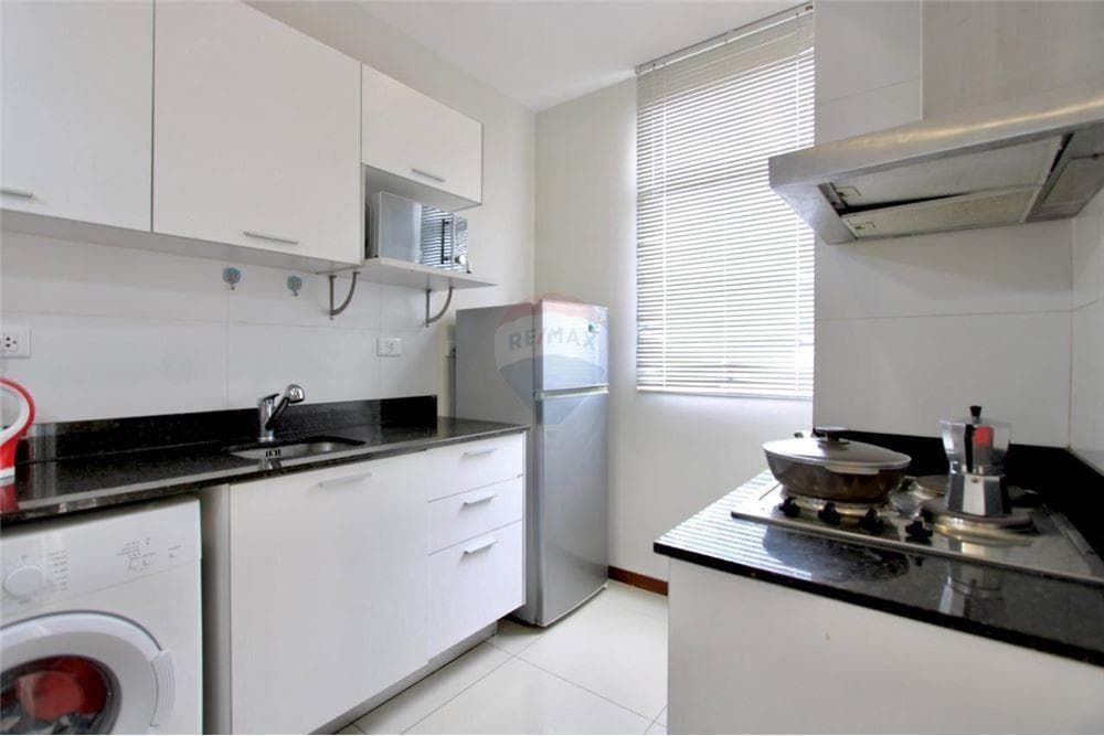 Dpto. De un dorm. Con muebles, cochera y baulera — foto 4