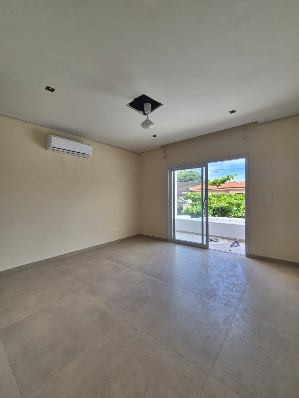 – hermosa casa de alto nivel y con piscina, en manora, foto 3