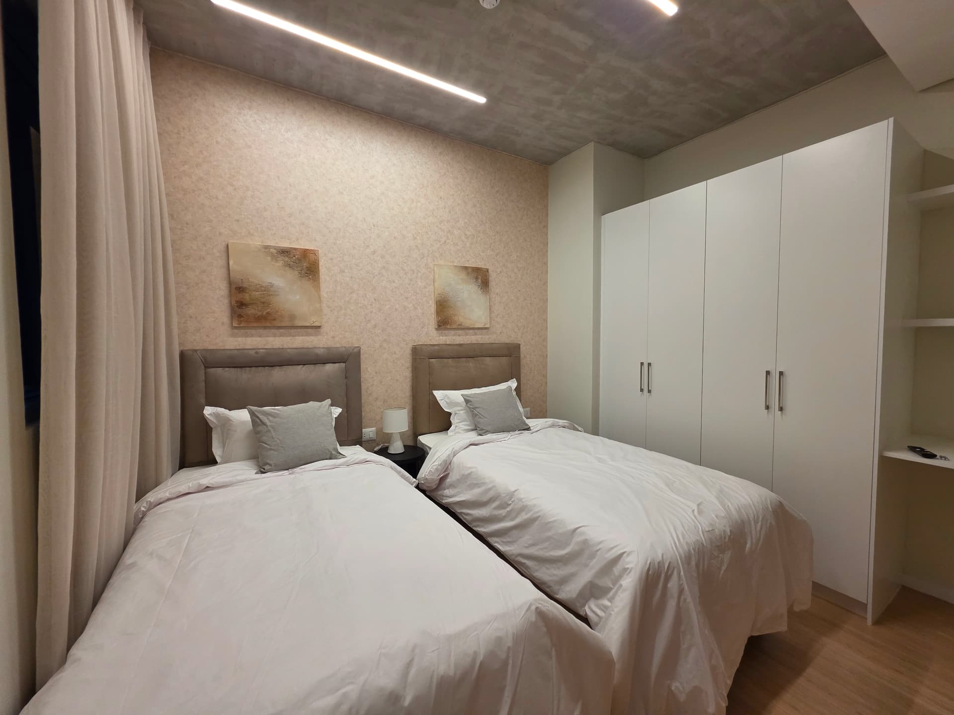 Departamento amoblado en alquiler de 2 habitaciones. Barrio Las Lomas, foto 3