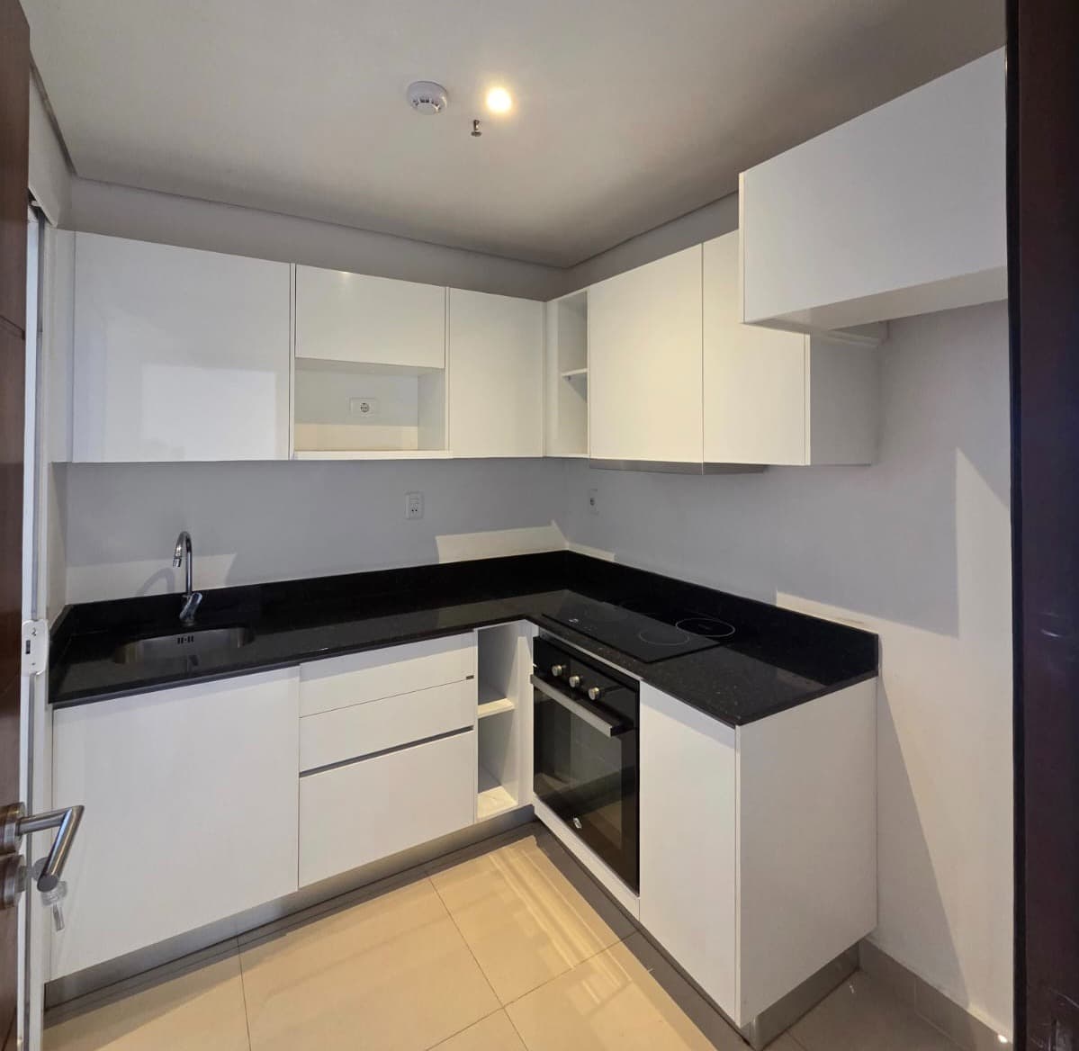 Departamento en alquiler edf. Emporium, foto 3