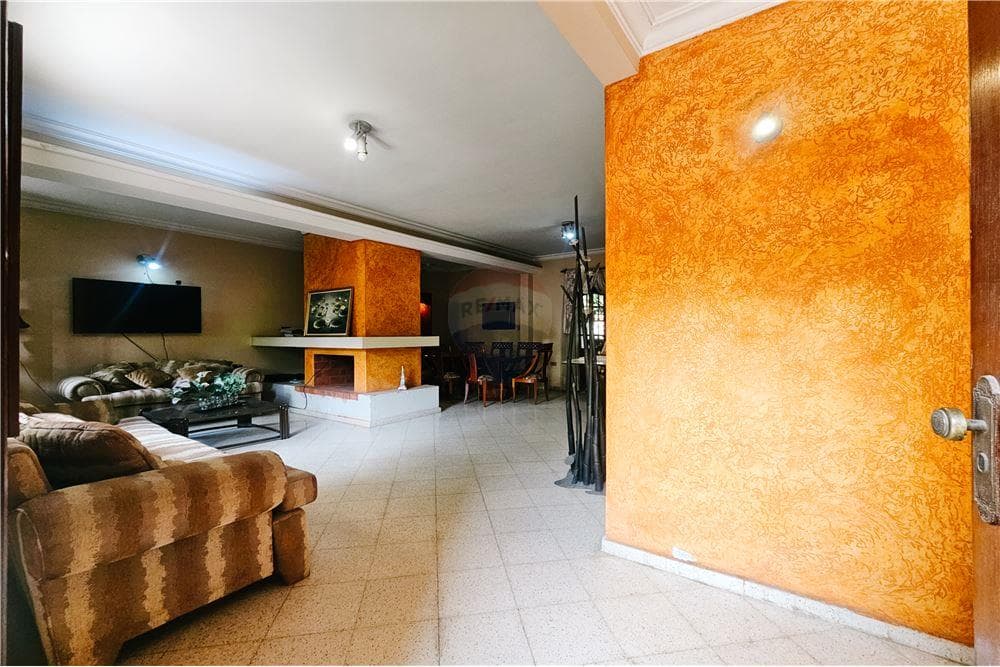 Casa - Alquiler - Asunción Virgen de la Asunción — foto 2