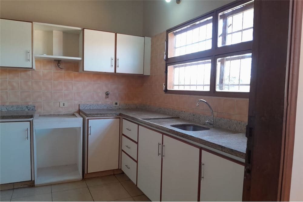 Casa - Venta - Luque, Paraguay, invierte en un nuevo hogar!, foto 5