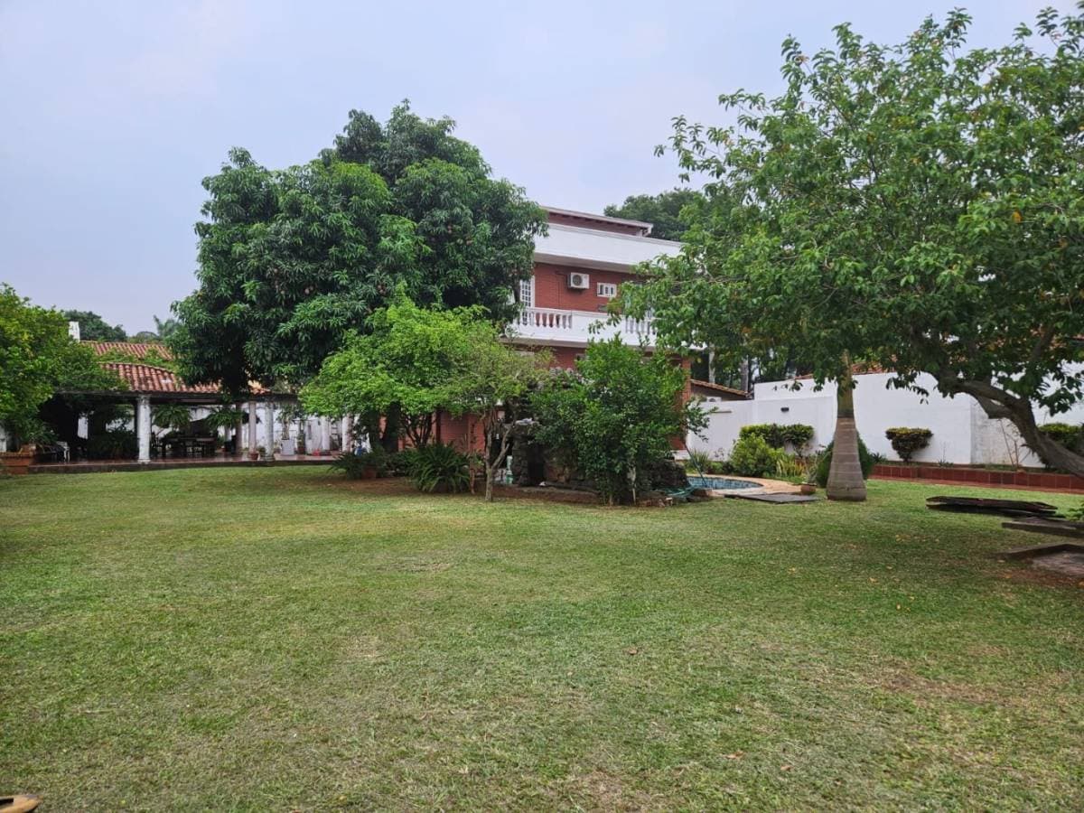 Amplia residencia en ycua saty!, foto 3