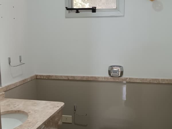 Se alquila oficina en paraqvaria II, foto 4