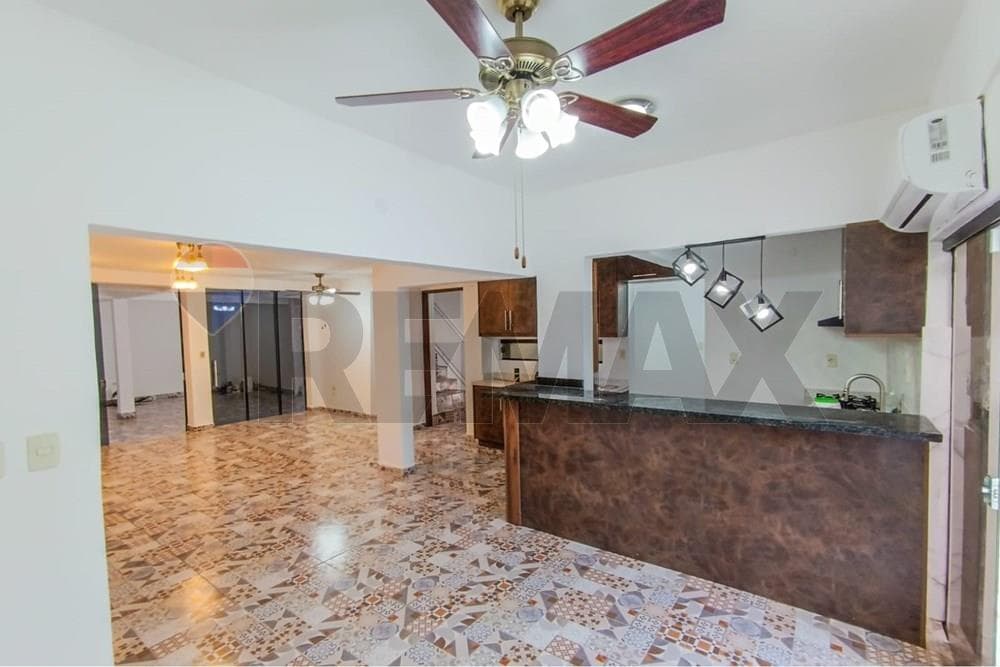Vendo triple en la ciudad de lambare tu hogar feliz