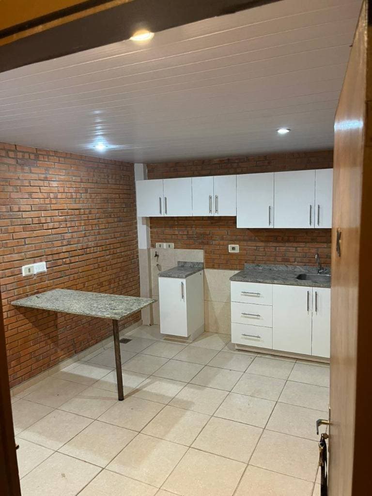 Dpto monoambiente en fdo de la mora, foto 2