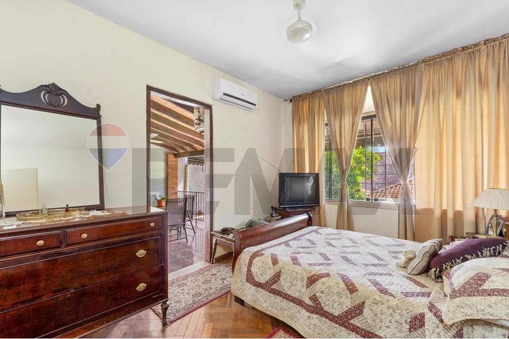Casa en venta - barrio los laureles, foto 4