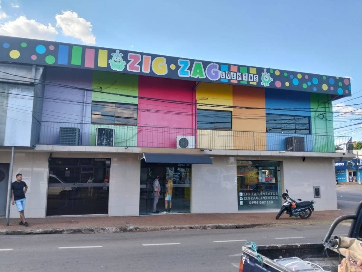 Impecable salon comercial — foto 3