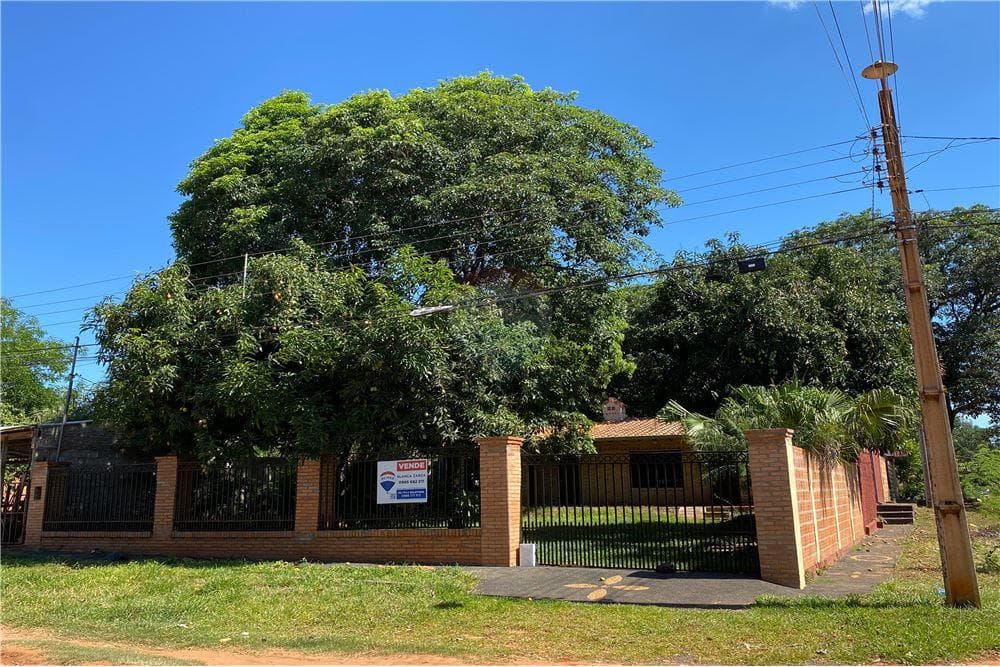 Alquilo casa en Luque b° mora cue