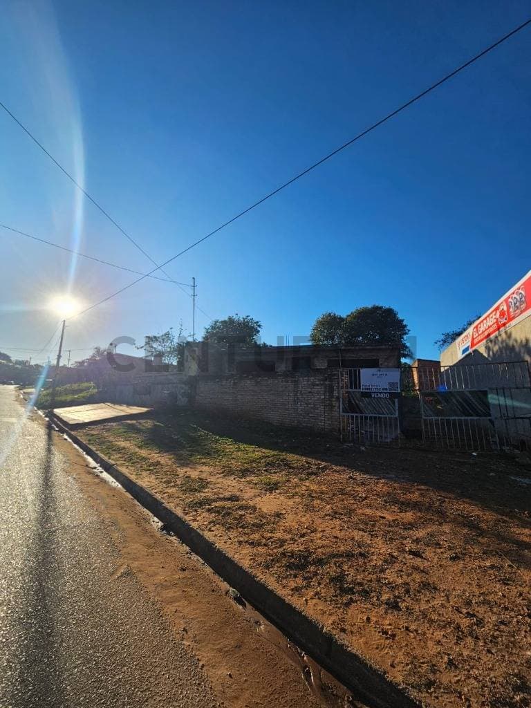amplio terreno en Luque, sobre la Avda Coronel Martinez, foto 1