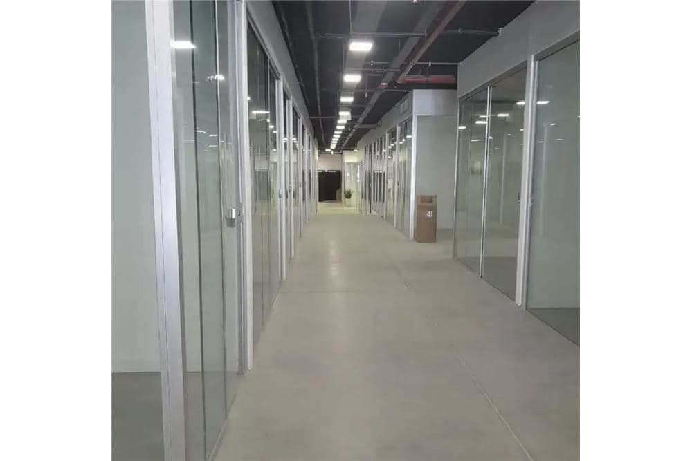 Local Comercial - Venta - Pettirossi, Paraguay, foto 2