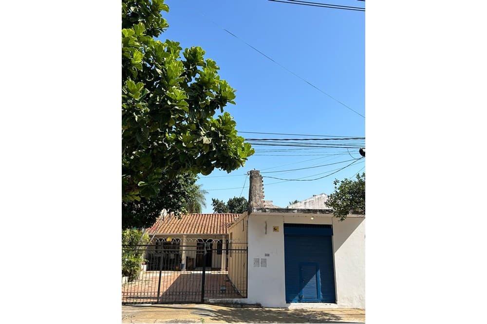 En Venta casa en Sajonia - Asunción
