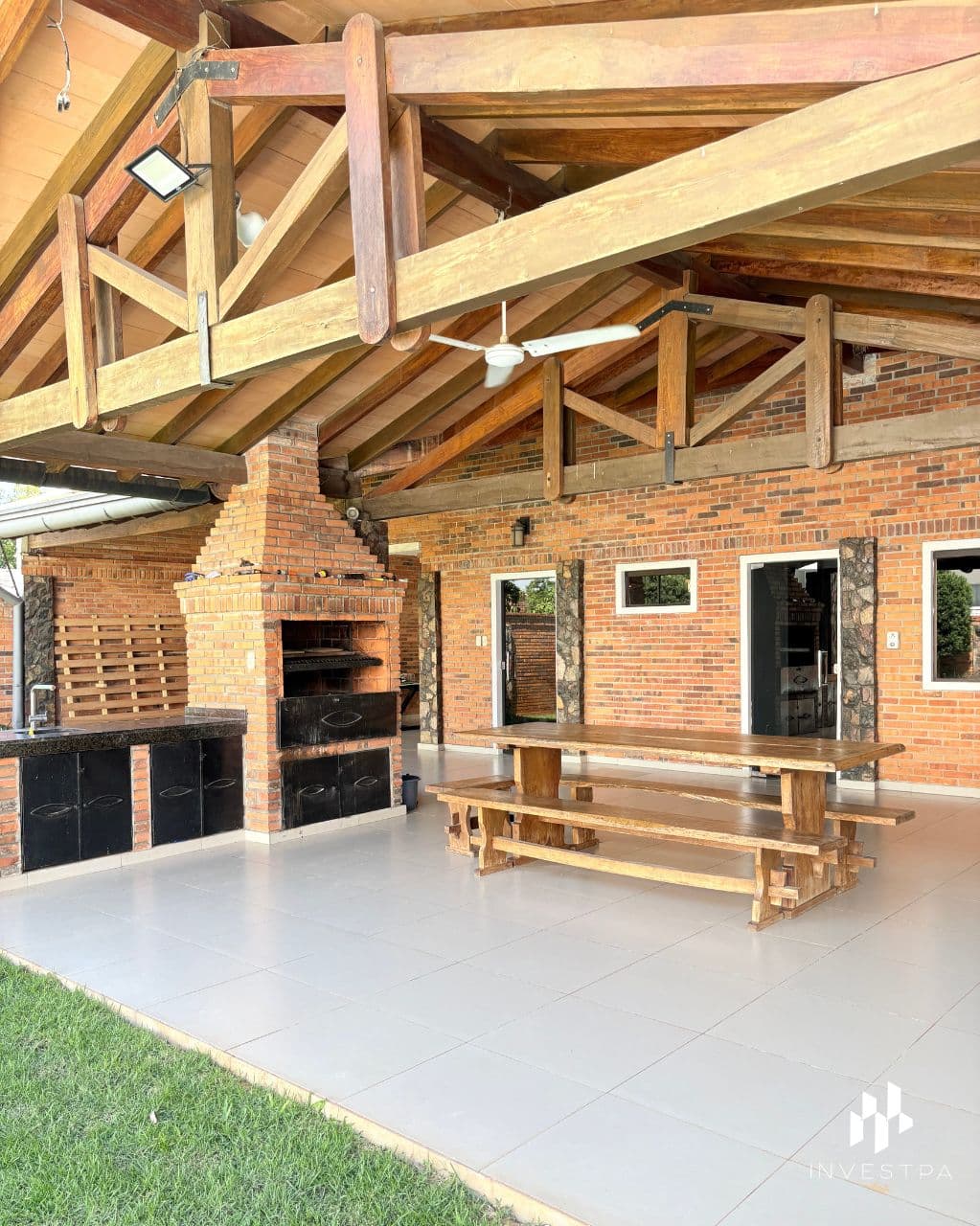 Alquilo Impecable Casa En Lambare, B° San Isidro...!!!