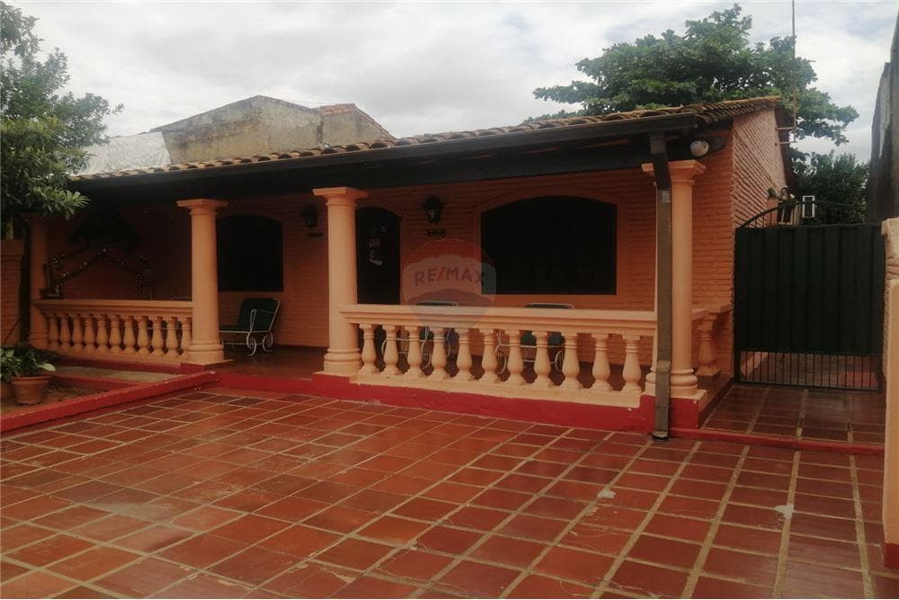 Impecable residencia en la zona shopping Mariano, foto 3