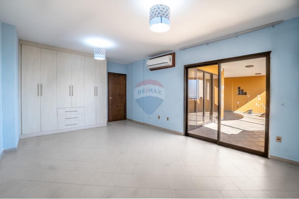 Penthouse En El Edificio Mariscal Zona Inter — foto 5
