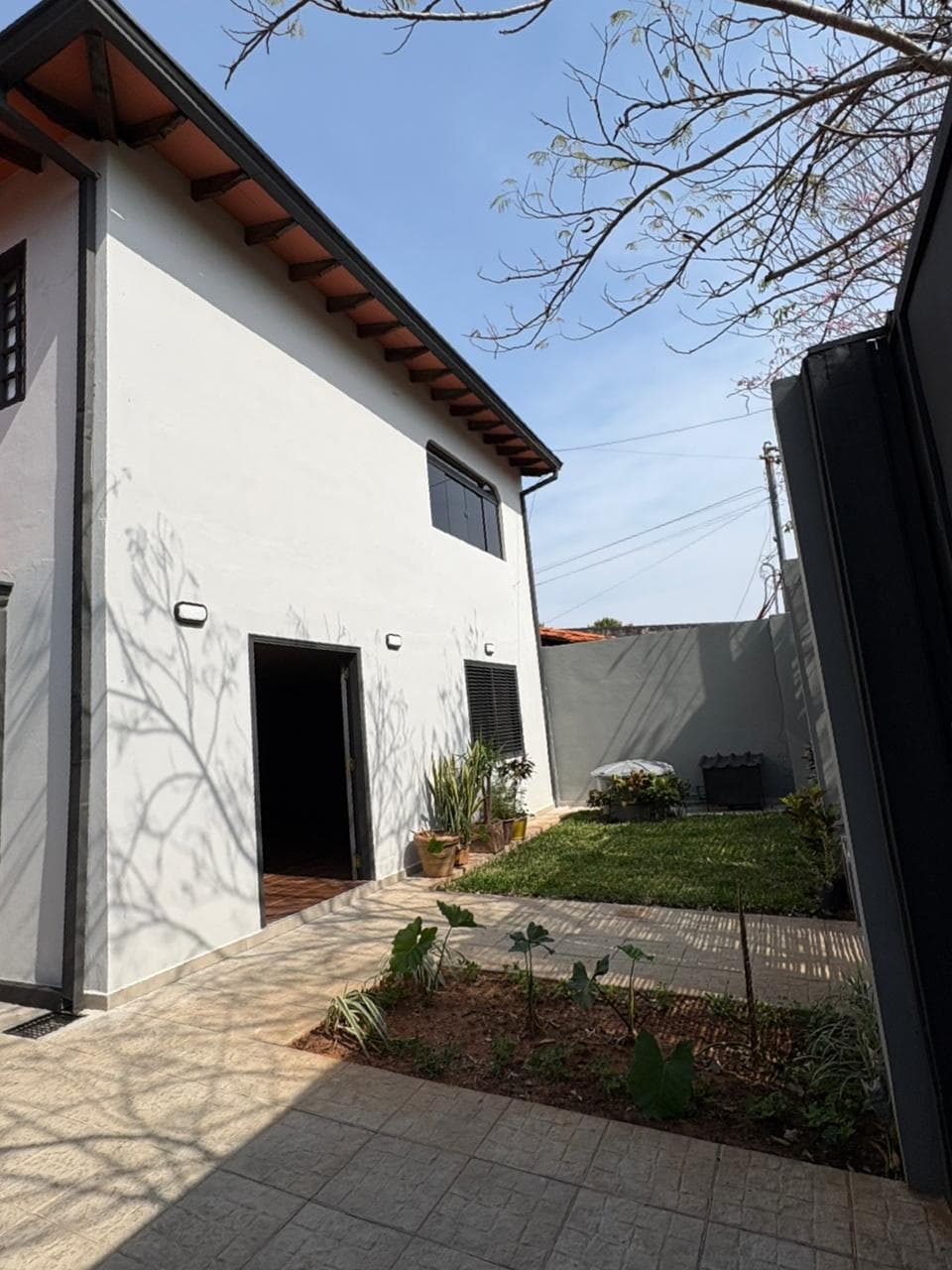 Casa En Venta En Mariano Roque Alonso — foto 4