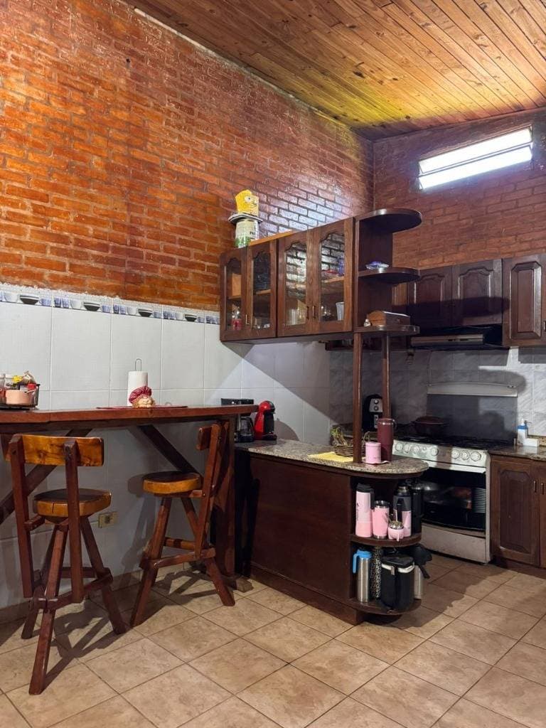 EN VENTA CASA EN Luque Boquerón casi General Diaz, foto 2