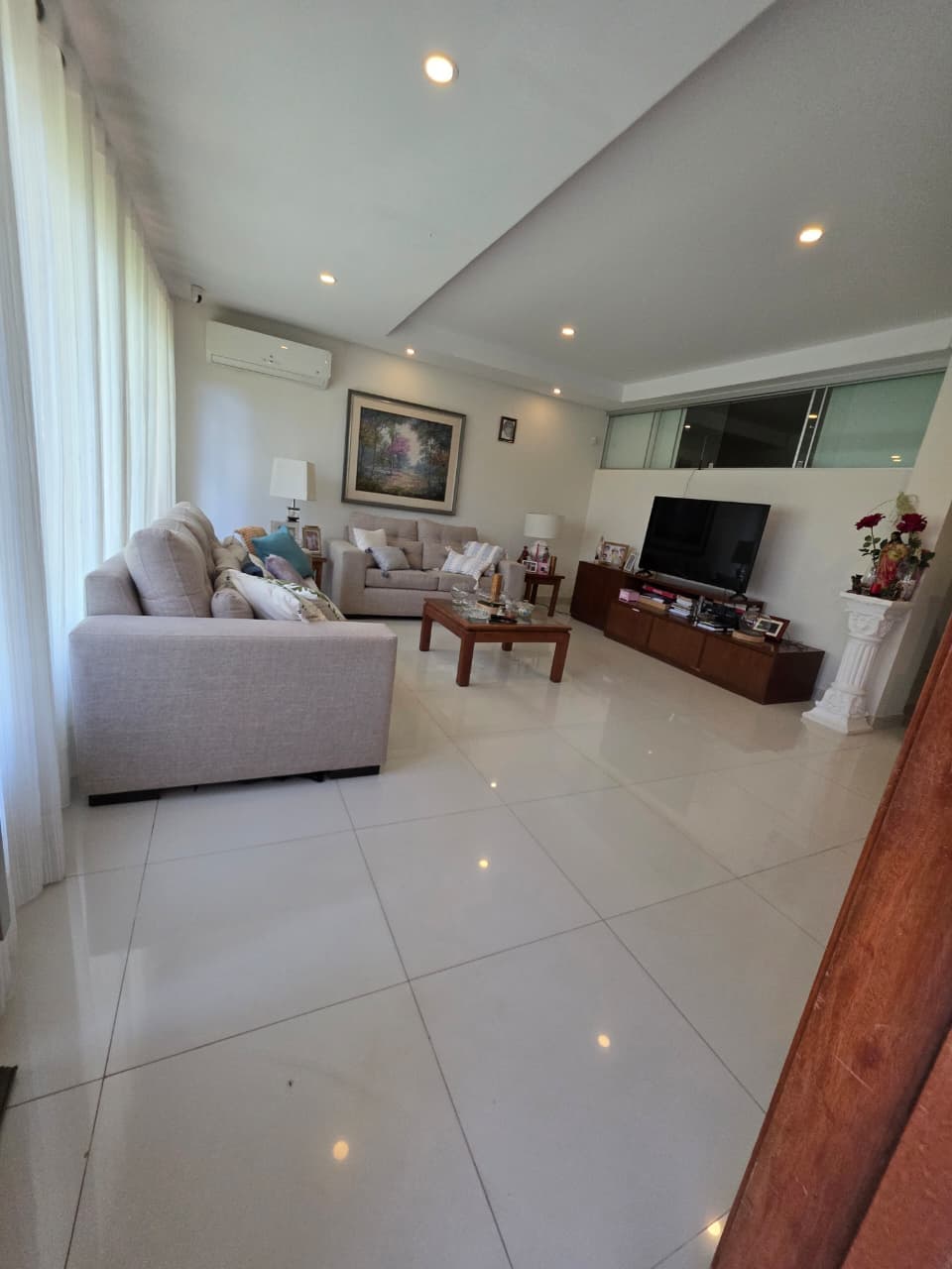 Hermosa casa en lambare, foto 4