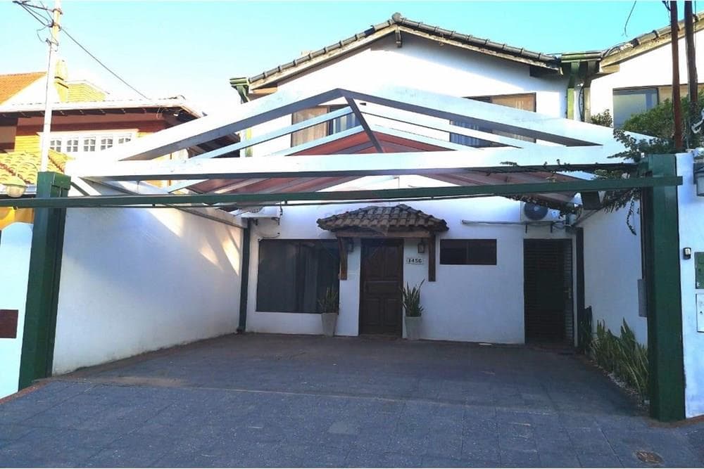 Alquilo amplia casa amoblada - asuncion, Las Lomas - Carmelitas