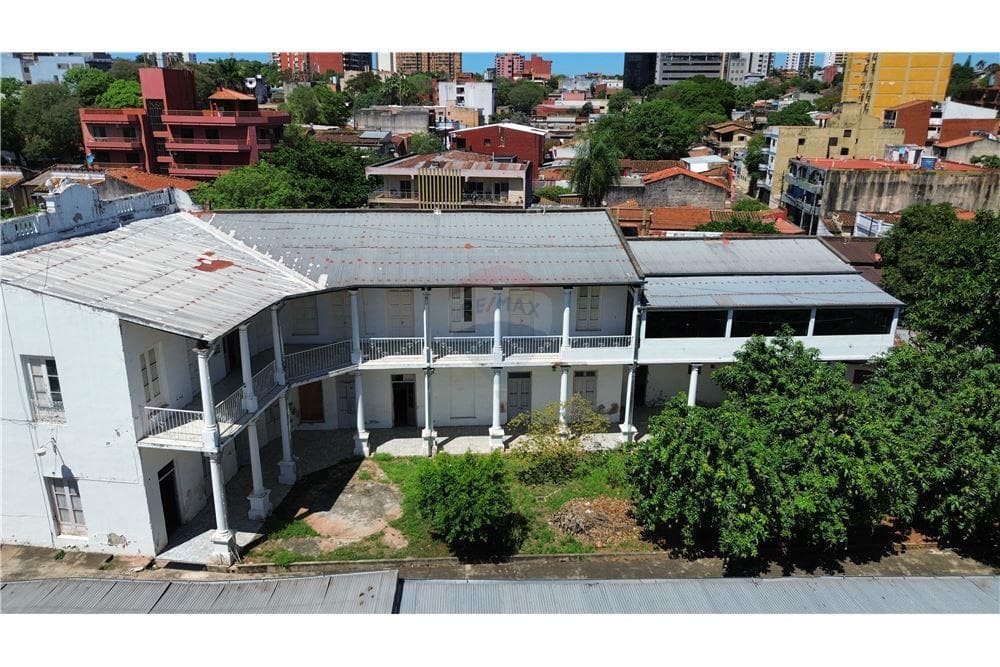 Alquilo casa colonial en el centro de asuncion