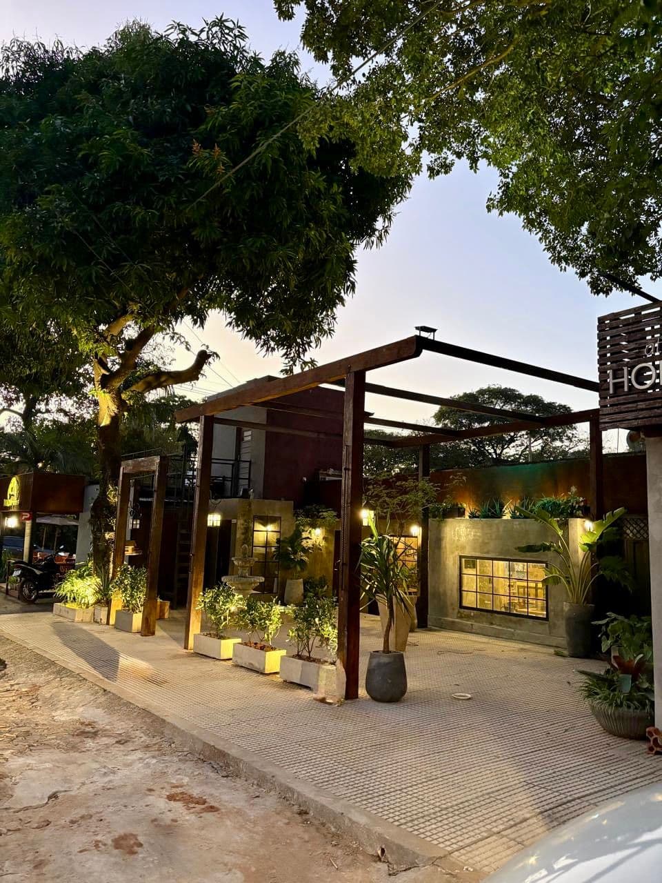 Local Comercial Los Laureles — foto 5