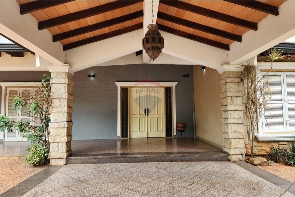 Lujosa Residencia de 585 m² sobre Av. Bruno Guggiari, Lambaré (Uso Múltiple), foto 3
