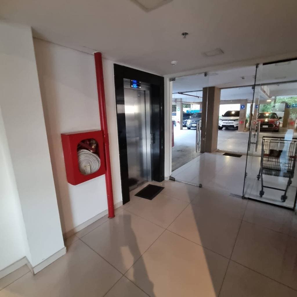 Depto. Amoblado en el Edificio BELLAGIO - Las Mercedes, foto 3