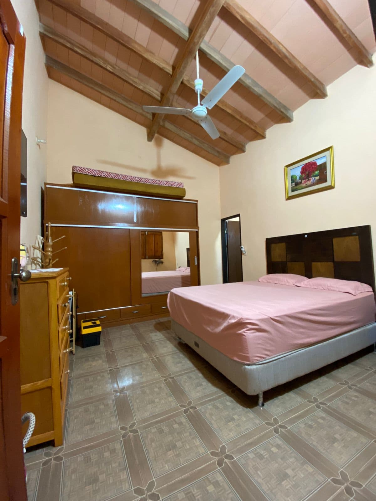 Casa amoblada con piscina zona h.nac. Itaugua, foto 4