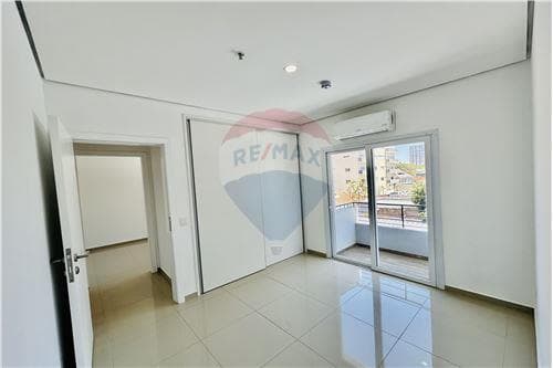 Departamento de 2 dormitorios + cochera en Herrera, foto 3