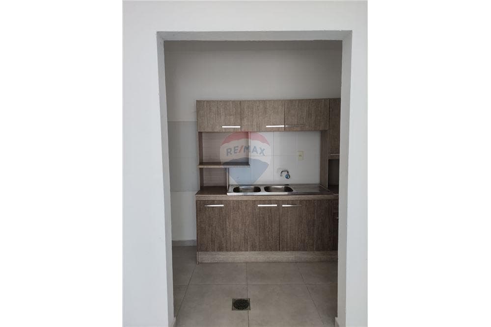 Casa en alquiler - Lambaré, foto 4