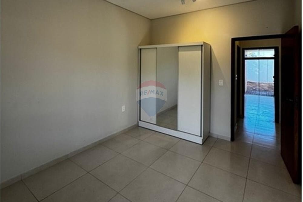 Chalet - Venta - Ñemby, Paraguay, foto 3