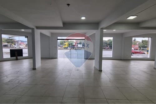 Local Comercial-Alquiler-PY Asunción Loma Pytá, foto 4