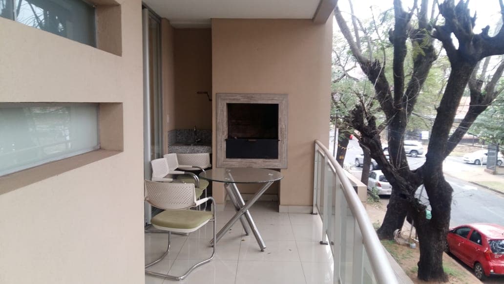 Amplío Dpto. AMOBLADO.. y equipado Villa Morra, foto 3