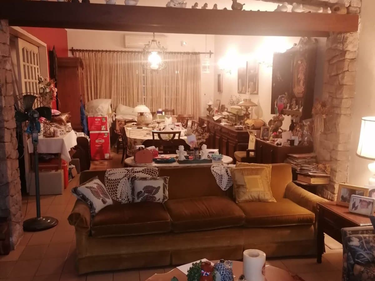 CASA 4 DORM EN Asunción, A 1 cuadra de la Avda. Peru, foto 3