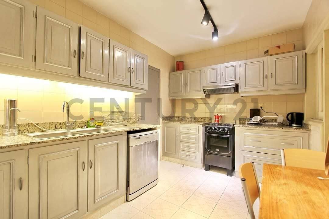 Exclusivo Departamento a la venta en el Prestigioso Edificio Las Carmelitas, foto 5