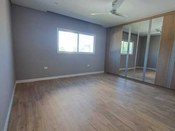 Hermosa casa en alquiler en el condominio cerrado leganzza, foto 3