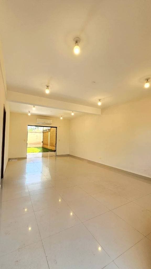 Duplex en Luque Zona Rakiura, foto 3