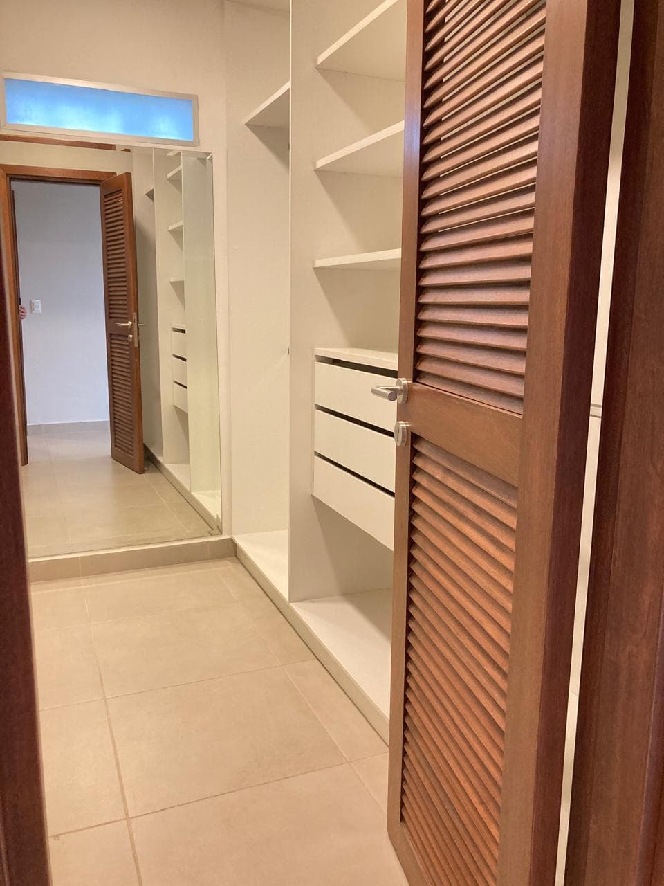 departamento de 3 dormitorios. Zona Barrio Herrera, foto 2