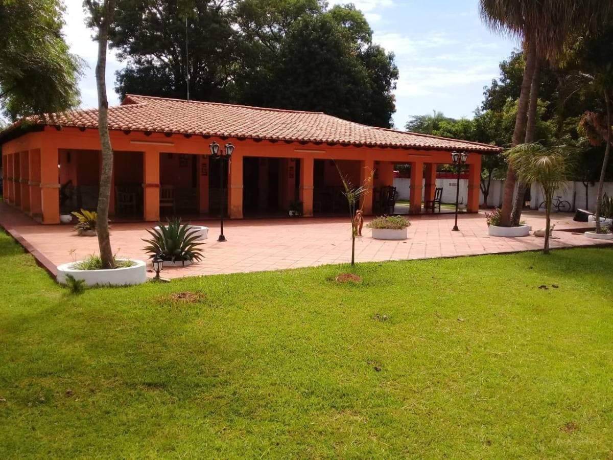 Exclusiva casa quinta en venta – areguá