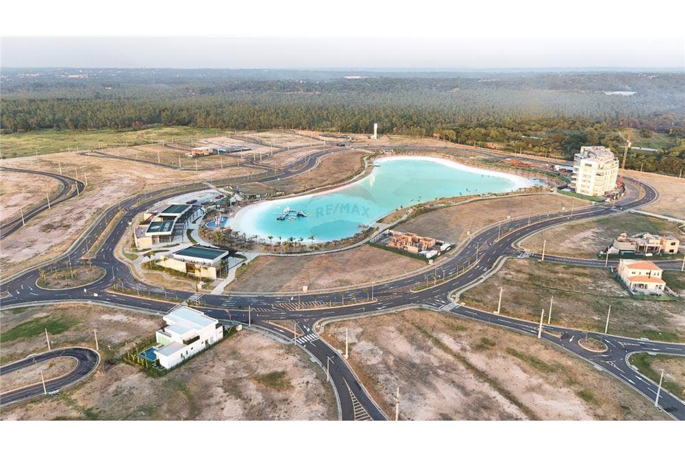 Lote en el condominio Aquaterra