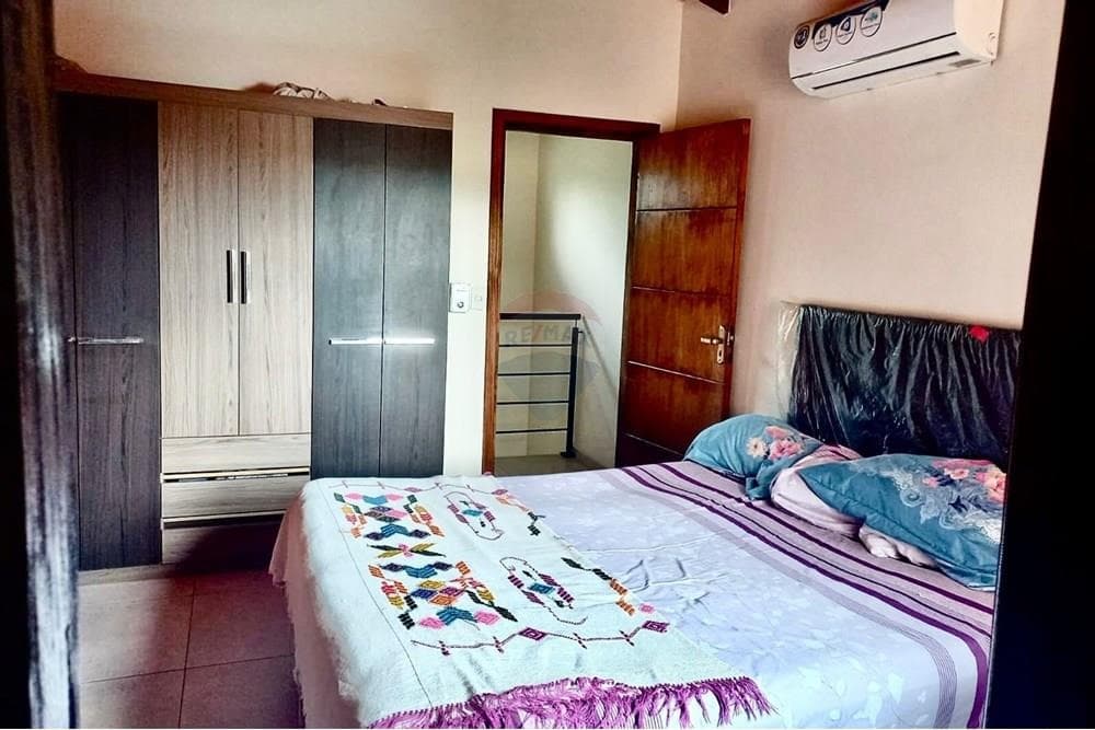 Casa en San Lorenzo laurelty sobre jacaranda, foto 5