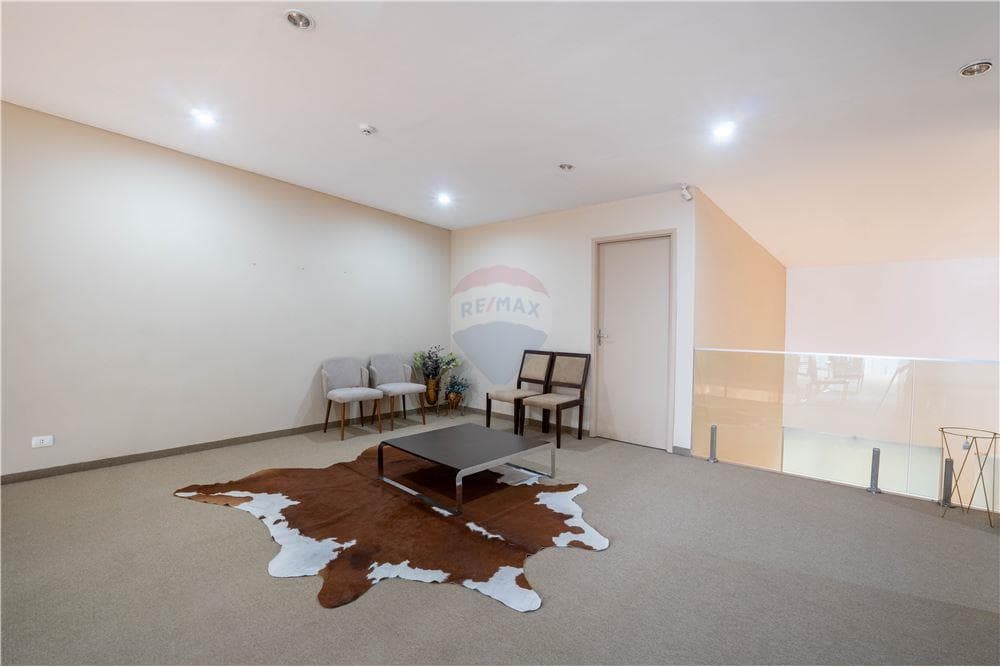 Local comercial sobre avenida españa alquiler mensual, foto 4