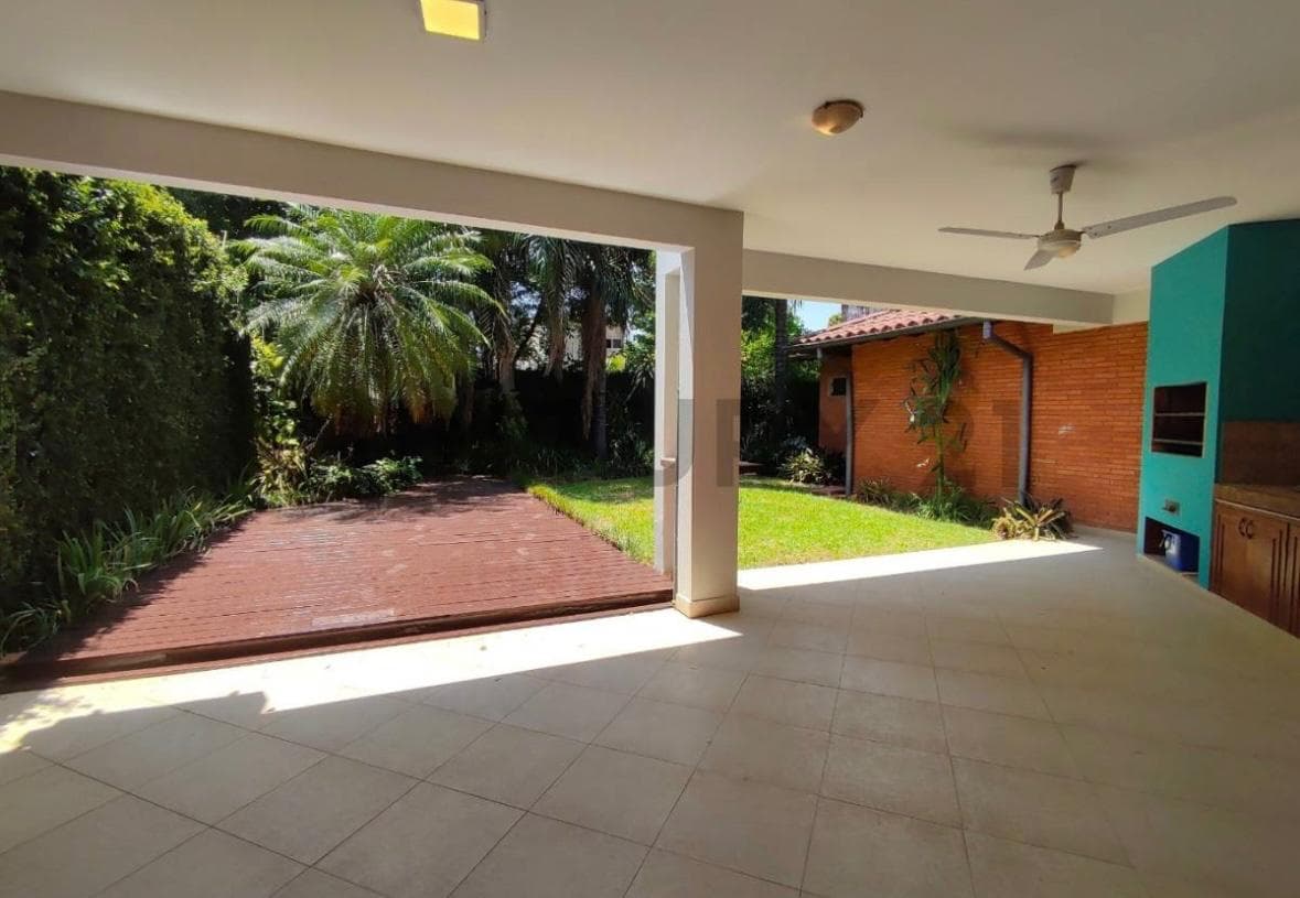 Casa En Fernando de la Mora, foto 2