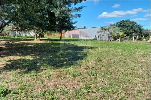 Terreno en Venta en el Centro de Ñemby, foto 2