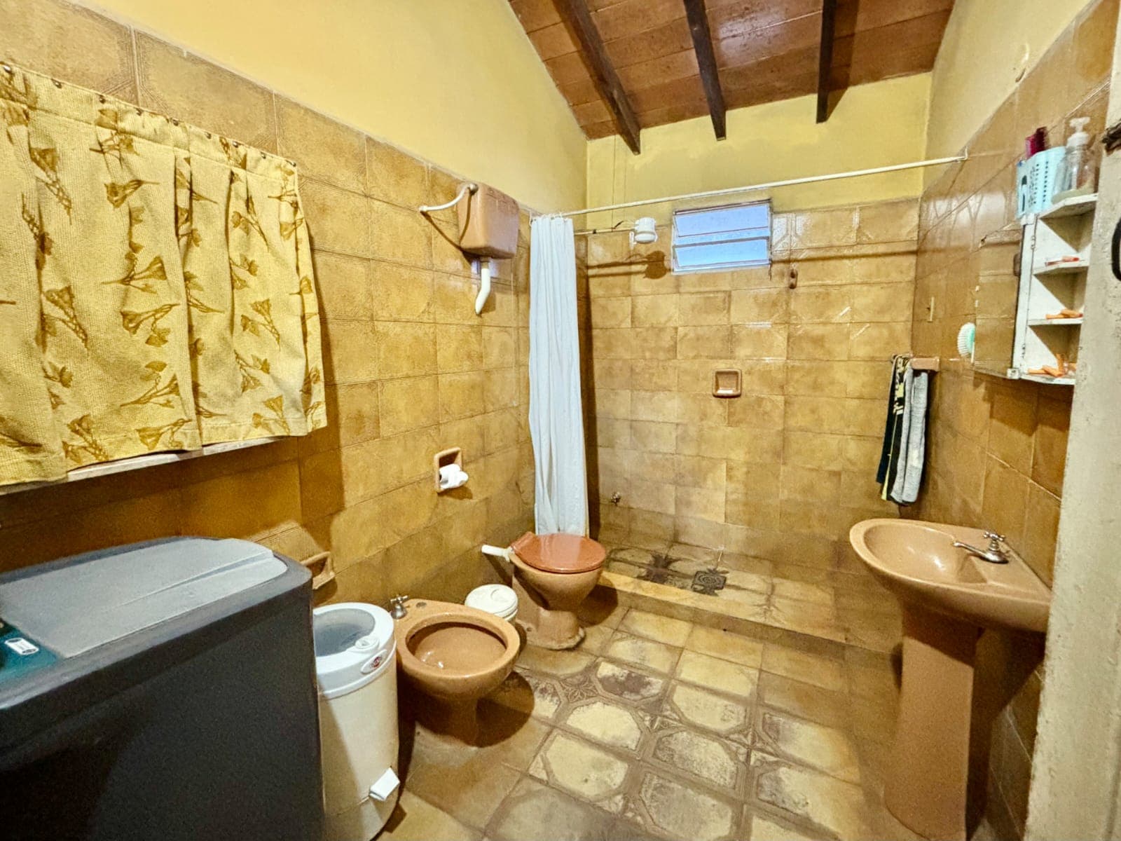 Casa en venta en Luque – Zona Curva Romero, foto 3