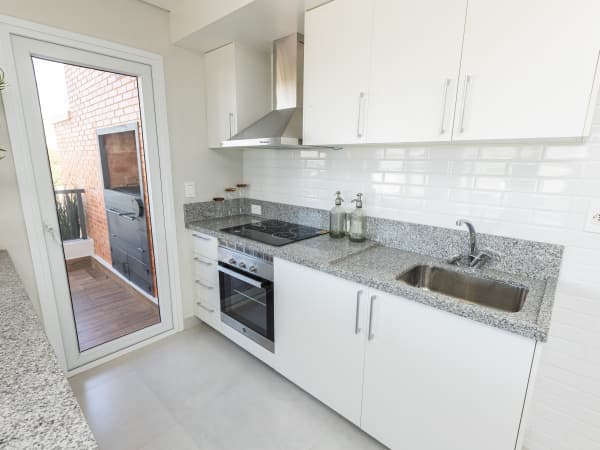 Se alquila departamento - con muebles — foto 2