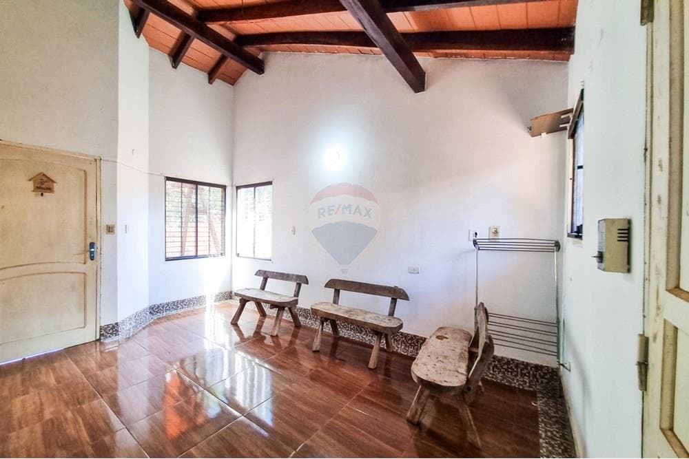 Hermosa casa en primer barrio, foto 4