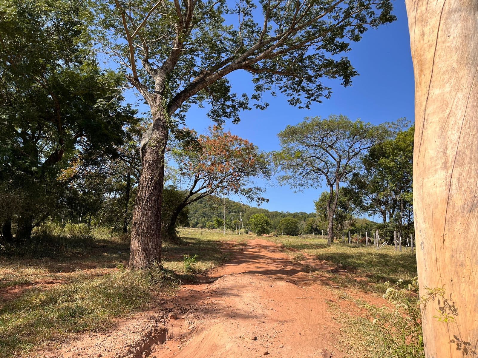 Vendo dos terrenos en atyrá en el fraccionamiento quinta belvedere