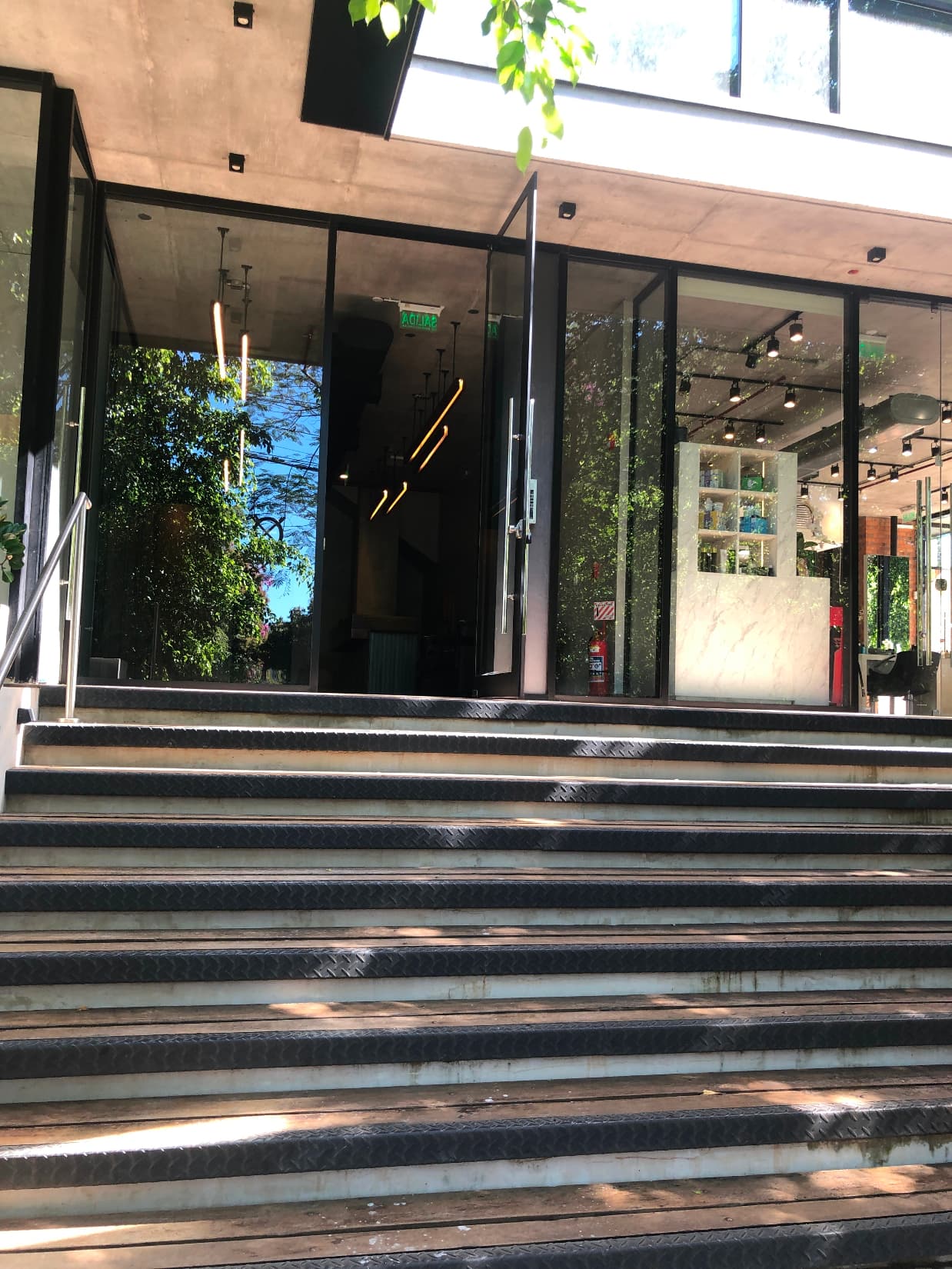 Increible Semipiso De 2 Suites En Edificio De Categoria — foto 4