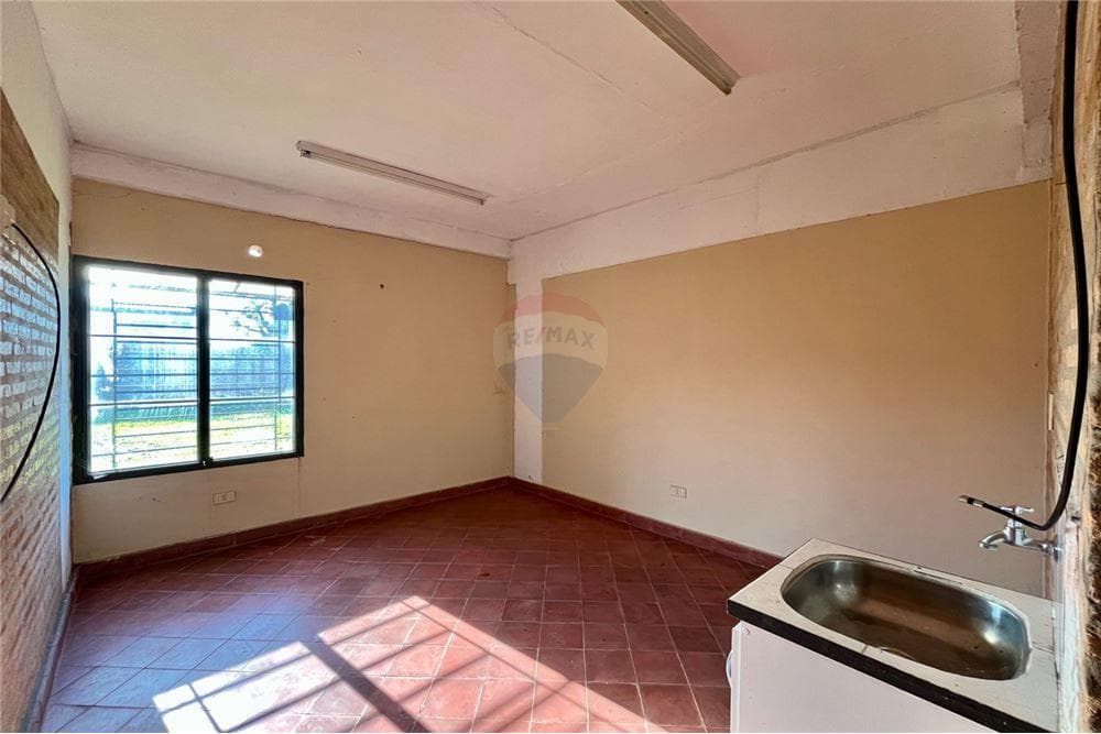 Casa - Venta - Paraguay Central San Lorenzo, foto 2